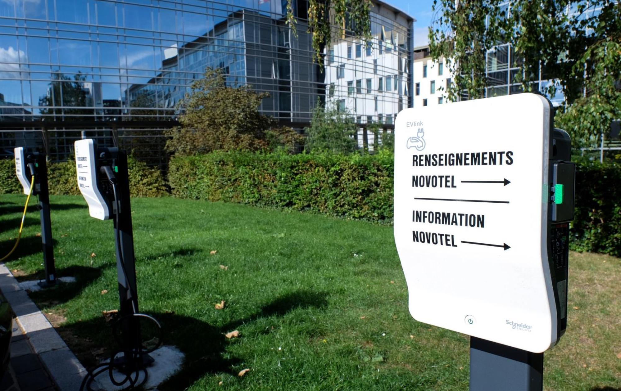 Novotel Luxembourg Kirchberg Esterno foto