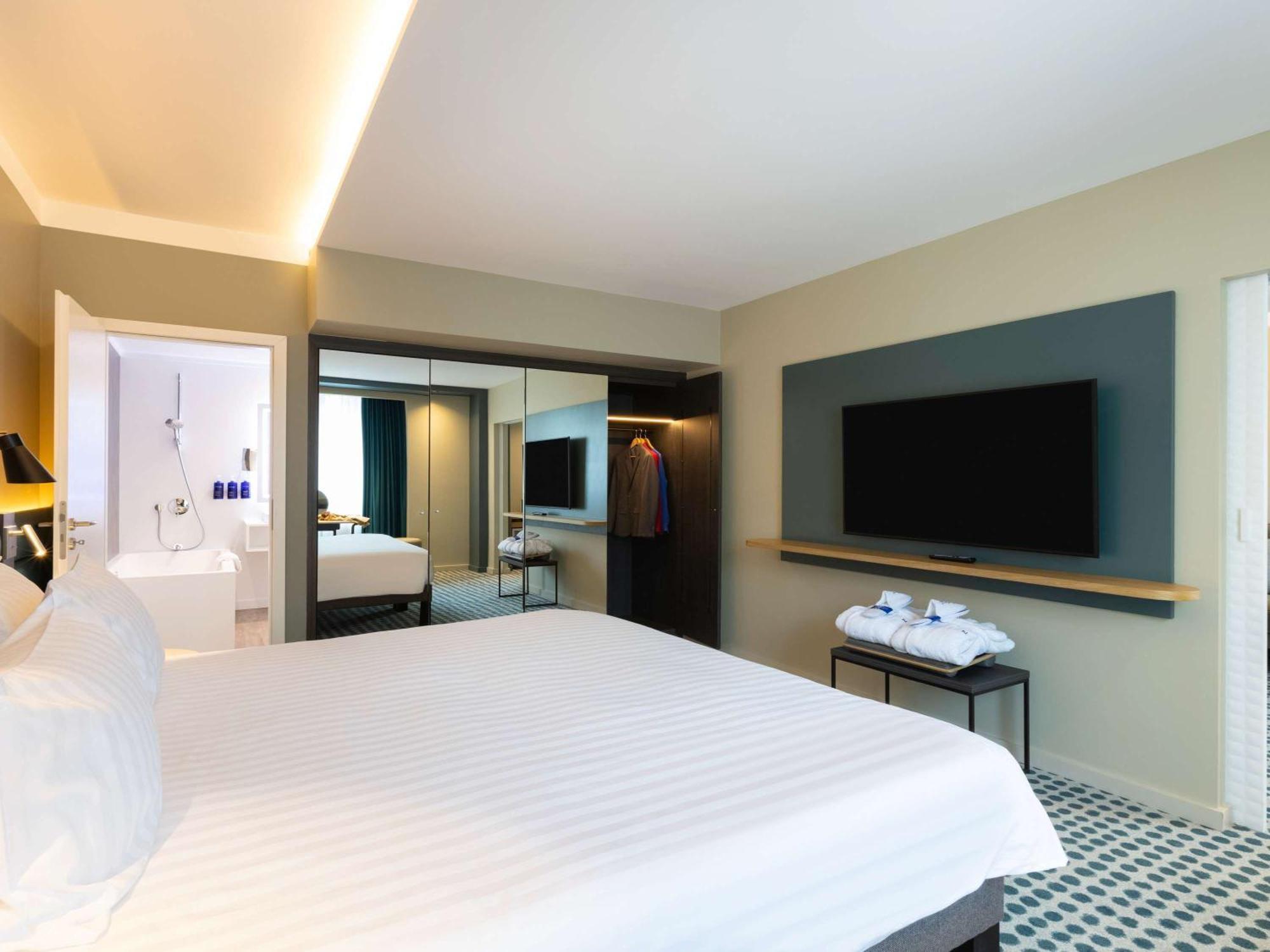 Novotel Luxembourg Kirchberg Esterno foto