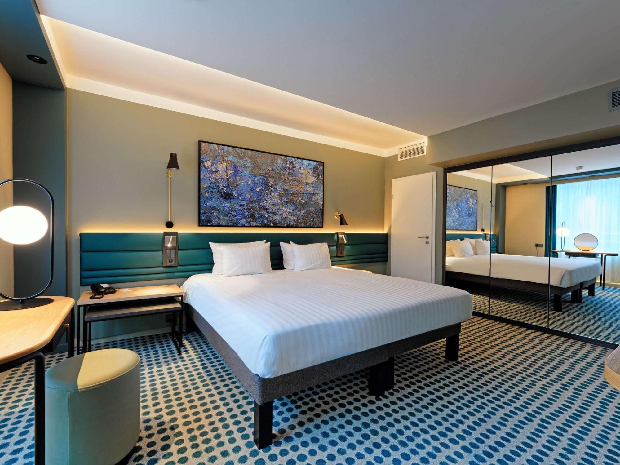 Novotel Luxembourg Kirchberg Esterno foto