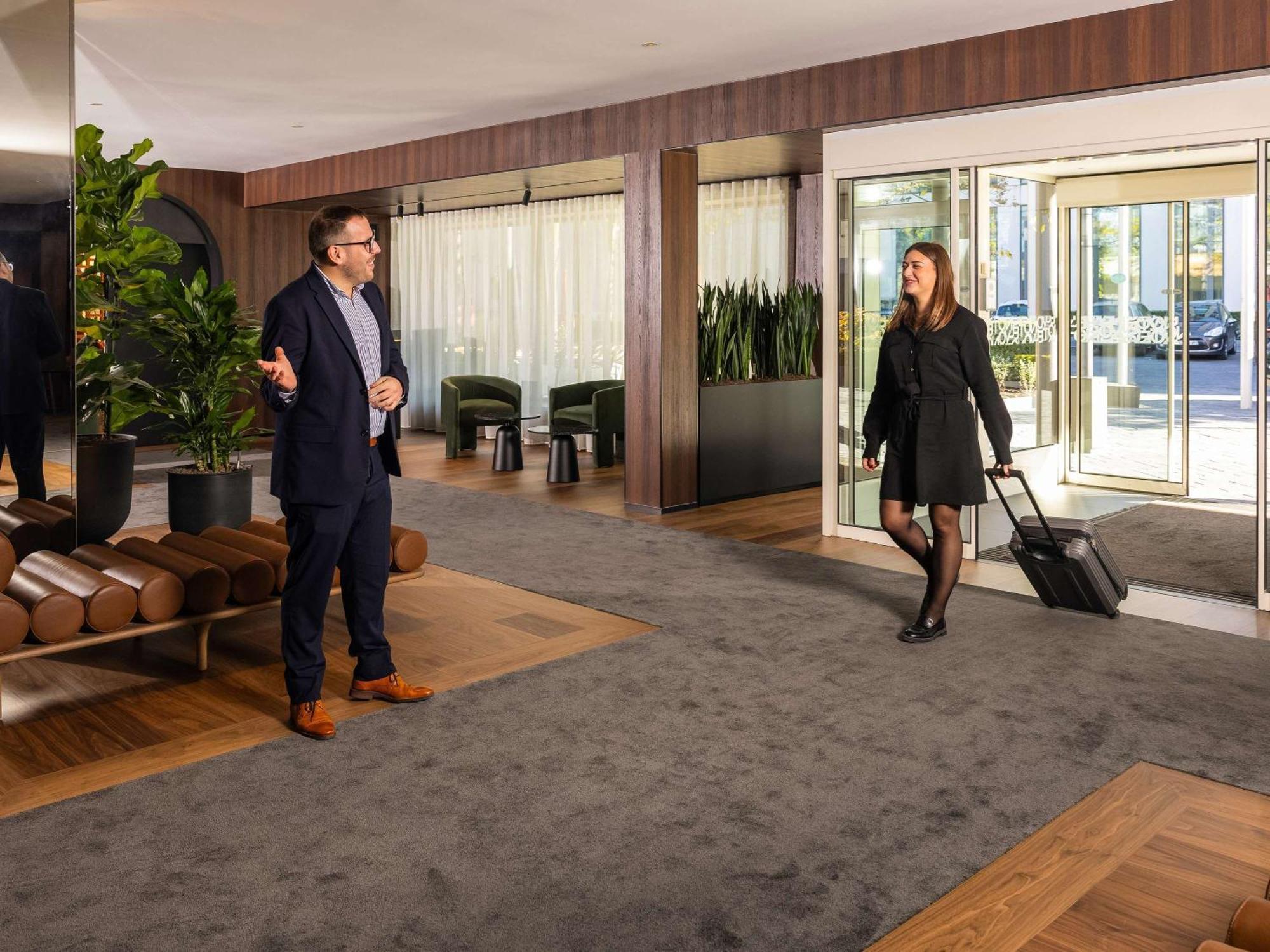 Novotel Luxembourg Kirchberg Esterno foto